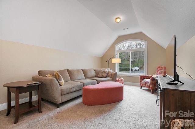 123 Isuhdavga Court, Brevard, NC 28712