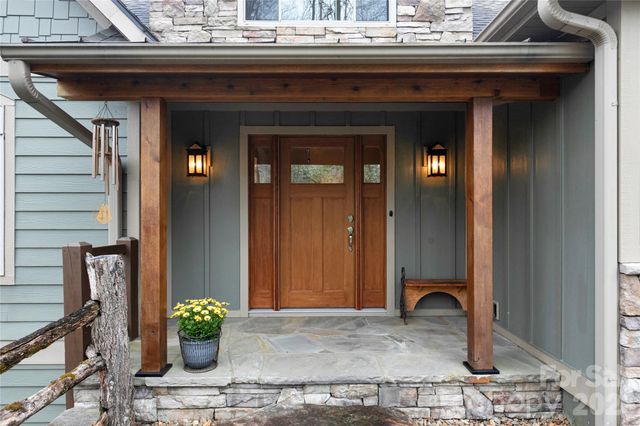 123 Isuhdavga Court, Brevard, NC 28712