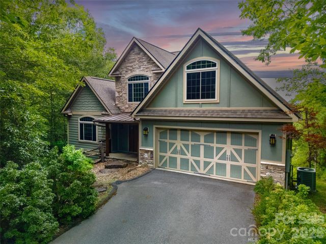 123 Isuhdavga Court, Brevard, NC 28712