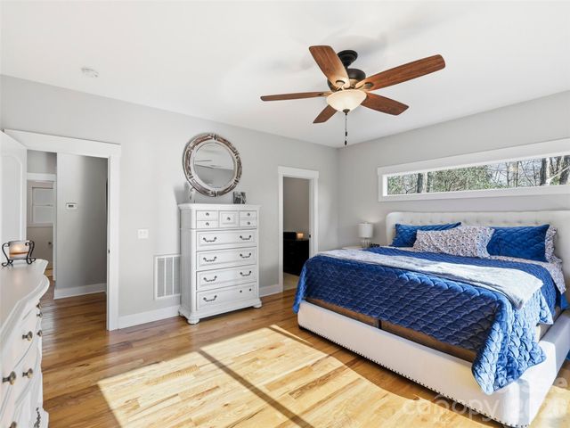 21 Sugar Maple Drive, Mills River, NC 28759