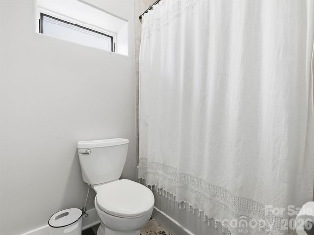 21 Sugar Maple Drive, Mills River, NC 28759