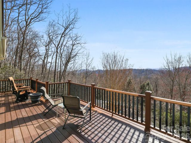 21 Sugar Maple Drive, Mills River, NC 28759