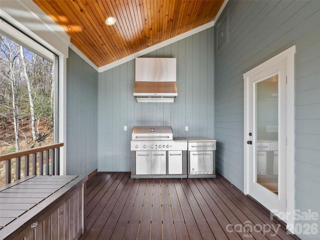 21 Sugar Maple Drive, Mills River, NC 28759