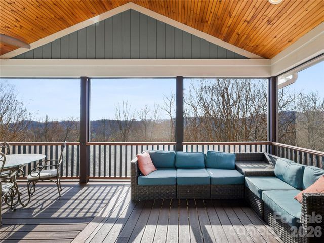 21 Sugar Maple Drive, Mills River, NC 28759