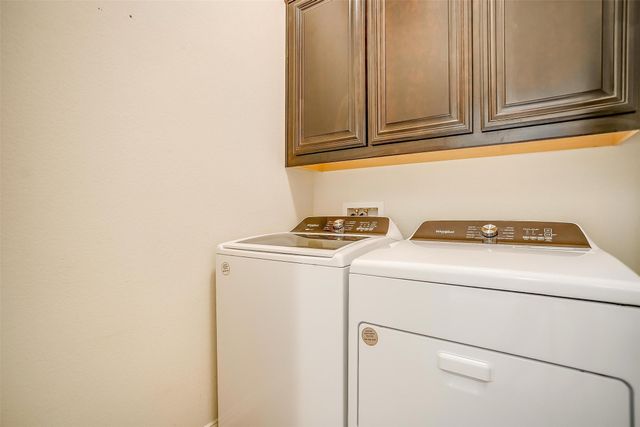 807 Silverthorne Drive, Burleson, TX 76028