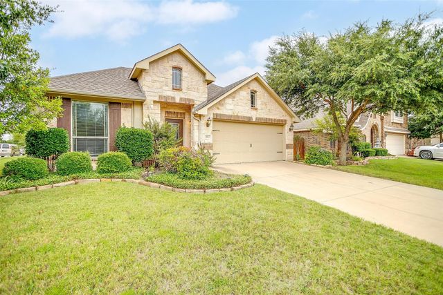 807 Silverthorne Drive, Burleson, TX 76028