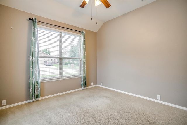 807 Silverthorne Drive, Burleson, TX 76028