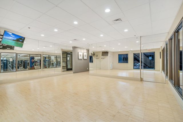 110 1st Avenue NE F1602, Minneapolis, MN 55413