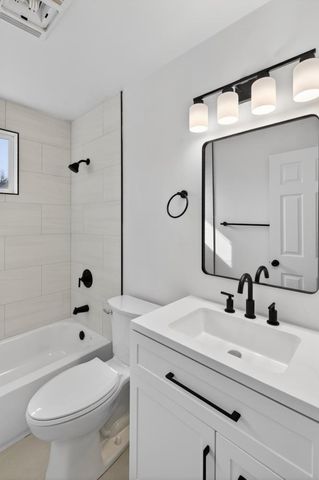 10604 Valley View Dr, Rancho Cordova, CA 95670