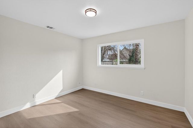 10604 Valley View Dr, Rancho Cordova, CA 95670