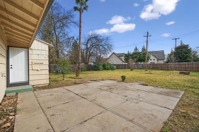 10604 Valley View Dr, Rancho Cordova, CA 95670