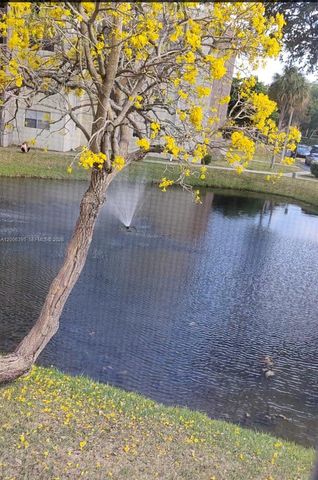 1810 N Lauderdale Ave 2204, North Lauderdale, FL 33068