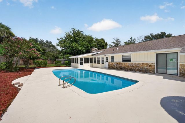 2704 BURGOYNE PLACE, Deland, FL 32720
