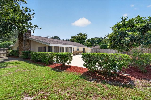 2704 BURGOYNE PLACE, Deland, FL 32720
