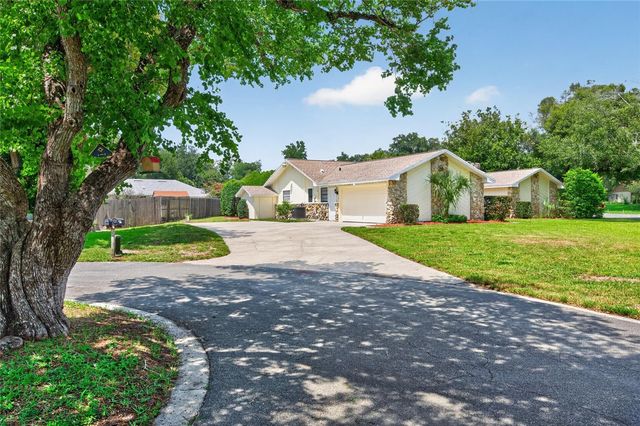 2704 BURGOYNE PLACE, Deland, FL 32720