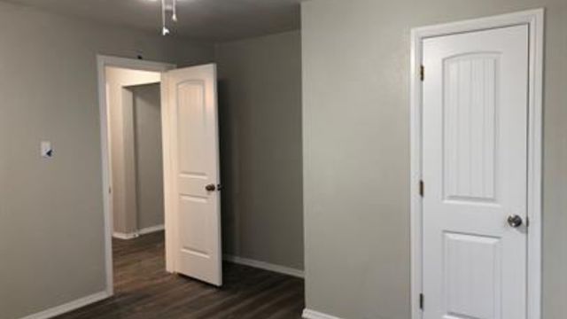611 S Scullin Avenue, Denison, TX 75020
