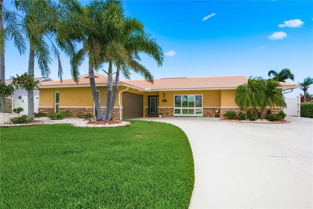 5351 PILOTS PLACE, New Port Richey, FL 34652
