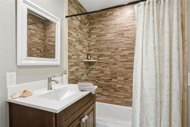 5351 PILOTS PLACE, New Port Richey, FL 34652