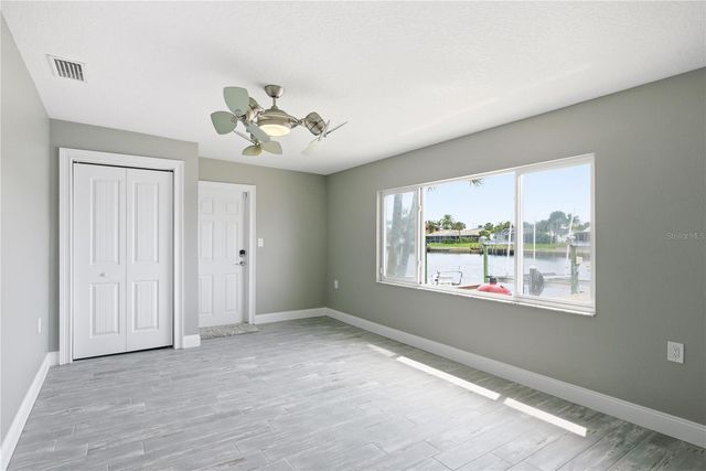 5351 PILOTS PLACE, New Port Richey, FL 34652