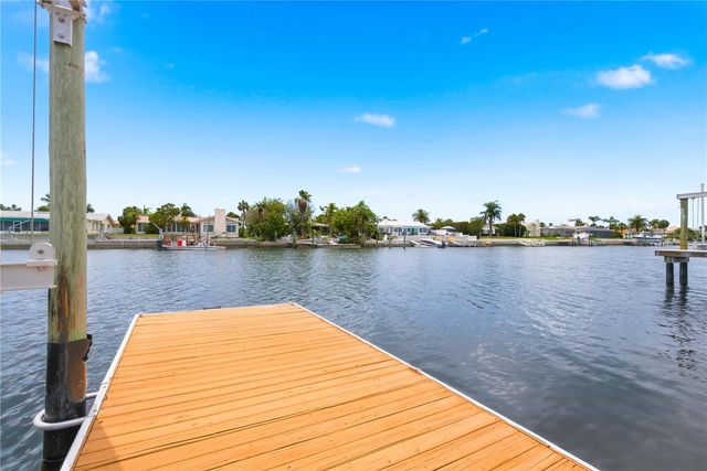 5351 PILOTS PLACE, New Port Richey, FL 34652