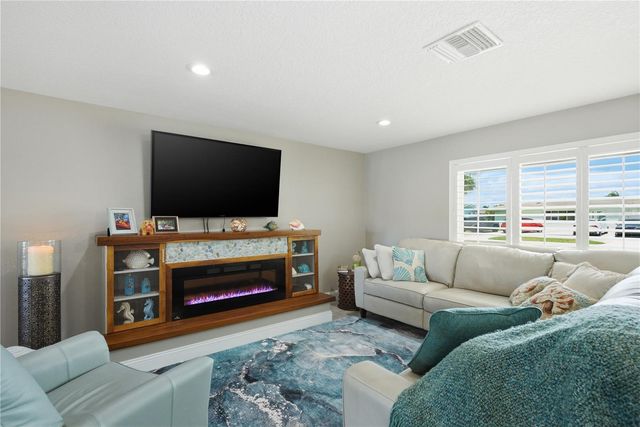 5351 PILOTS PLACE, New Port Richey, FL 34652