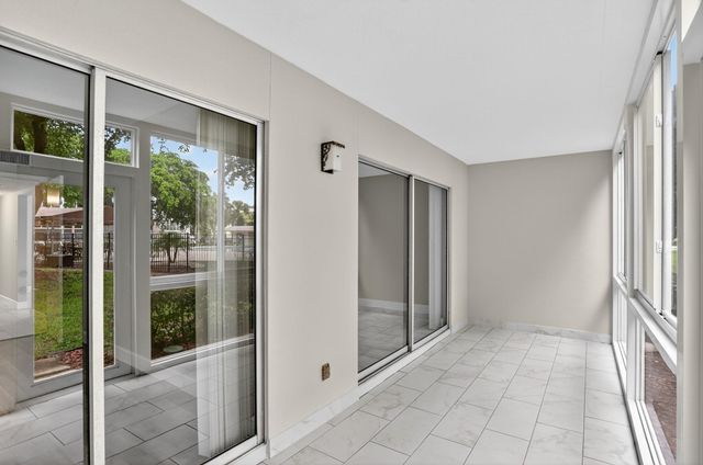 2003 Granada Drive F1, Coconut Creek, FL 33066