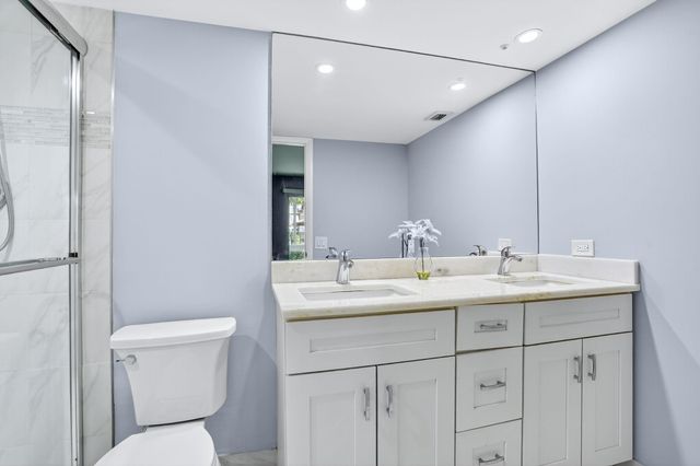 2003 Granada Drive F1, Coconut Creek, FL 33066