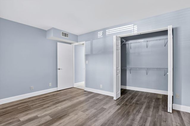 2003 Granada Drive F1, Coconut Creek, FL 33066