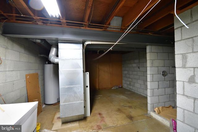 556 OAK RIDGE DR, Millersville, PA 17551