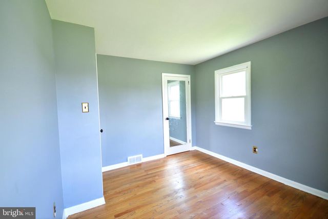 556 OAK RIDGE DR, Millersville, PA 17551