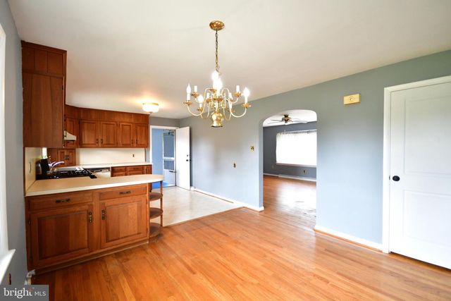 556 OAK RIDGE DR, Millersville, PA 17551