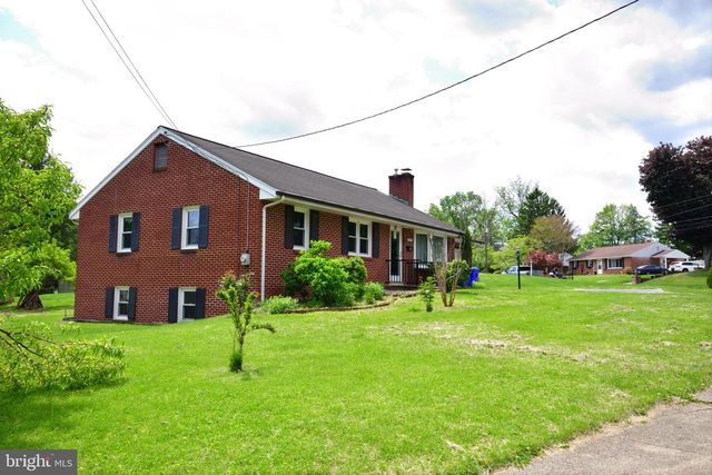 556 OAK RIDGE DR, Millersville, PA 17551
