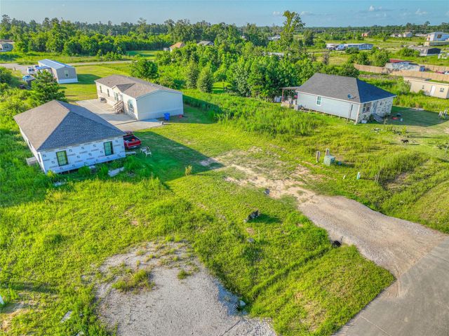 2171 RD 5705, Cleveland, TX 77327