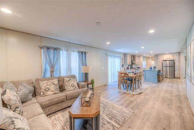 2171 RD 5705, Cleveland, TX 77327