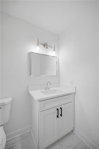 3702 Nansemond PW, Suffolk, VA 23435