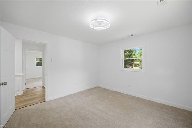 3702 Nansemond PW, Suffolk, VA 23435