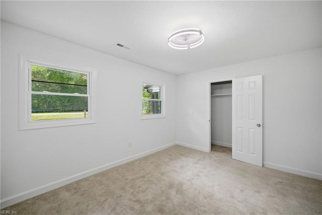 3702 Nansemond PW, Suffolk, VA 23435