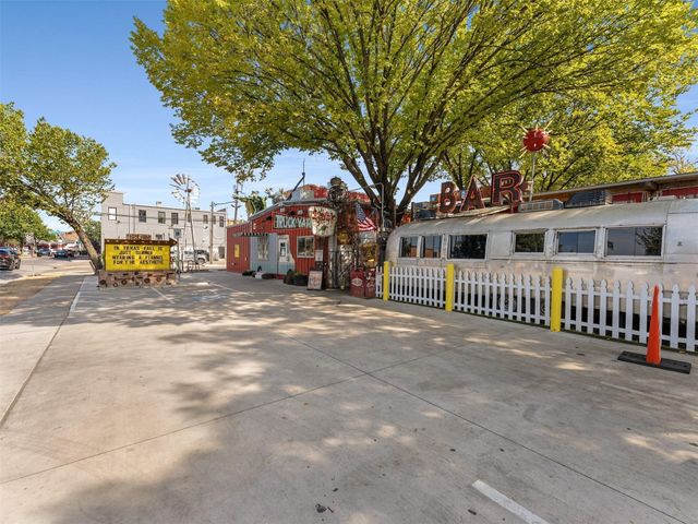 2019 N Prairie Avenue 206, Dallas, TX 75204