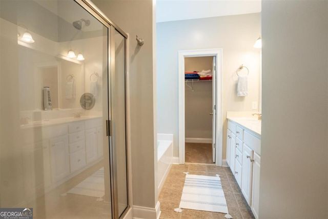 188 W River Bend Drive, Eatonton, GA 31024