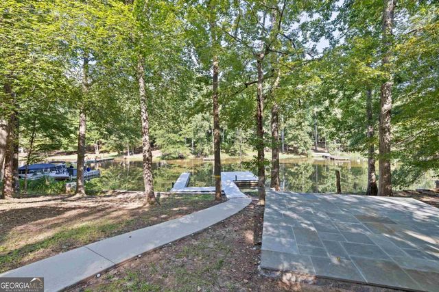 188 W River Bend Drive, Eatonton, GA 31024