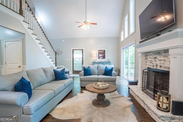 188 W River Bend Drive, Eatonton, GA 31024