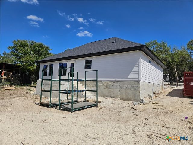 126 Deer Run Pass, Canyon Lake, TX 78133