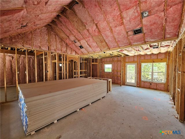 126 Deer Run Pass, Canyon Lake, TX 78133