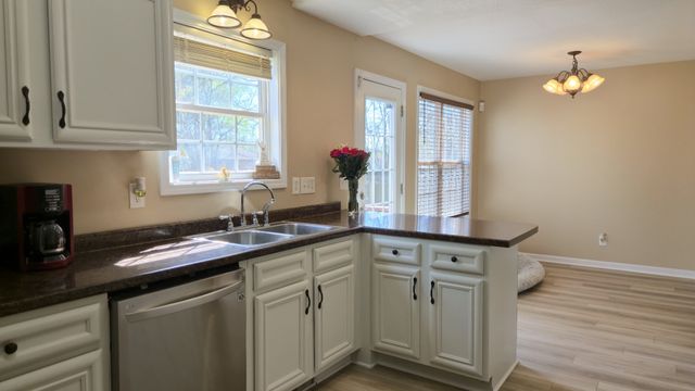 3433 Foxrun Ln, Clarksville, TN 37042