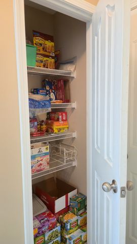 3433 Foxrun Ln, Clarksville, TN 37042