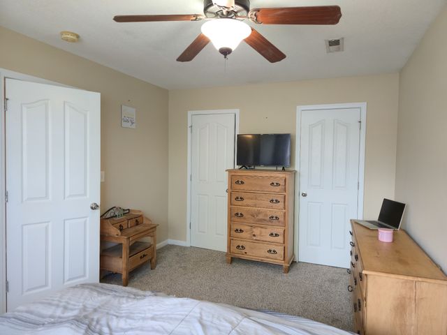 3433 Foxrun Ln, Clarksville, TN 37042