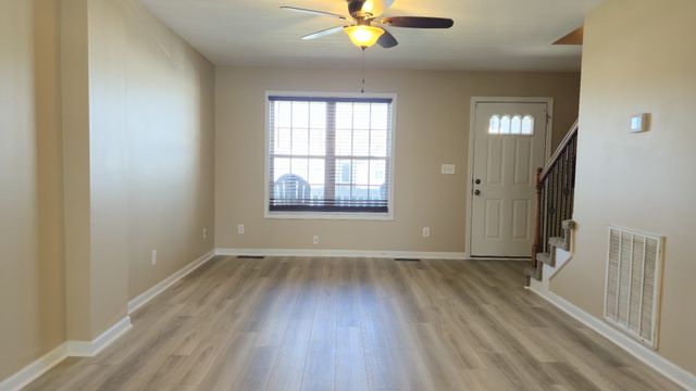 3433 Foxrun Ln, Clarksville, TN 37042