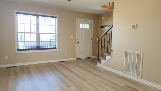 3433 Foxrun Ln, Clarksville, TN 37042