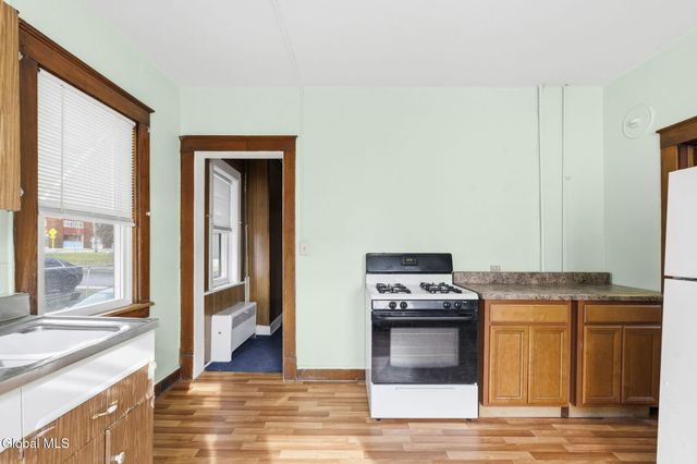 38 North Street, Menands, NY 12204