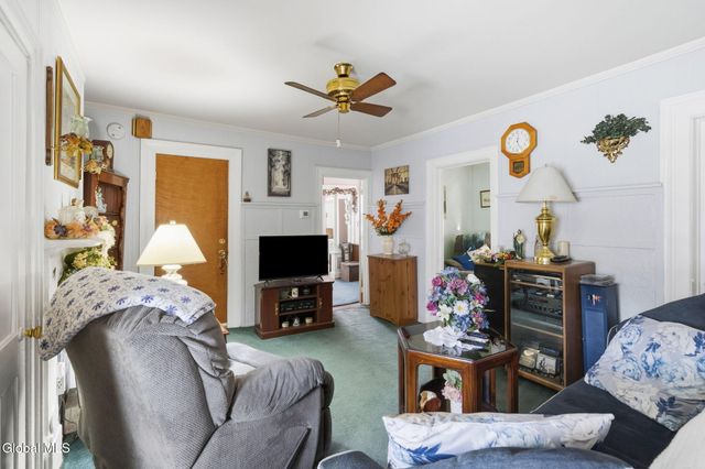 38 North Street, Menands, NY 12204